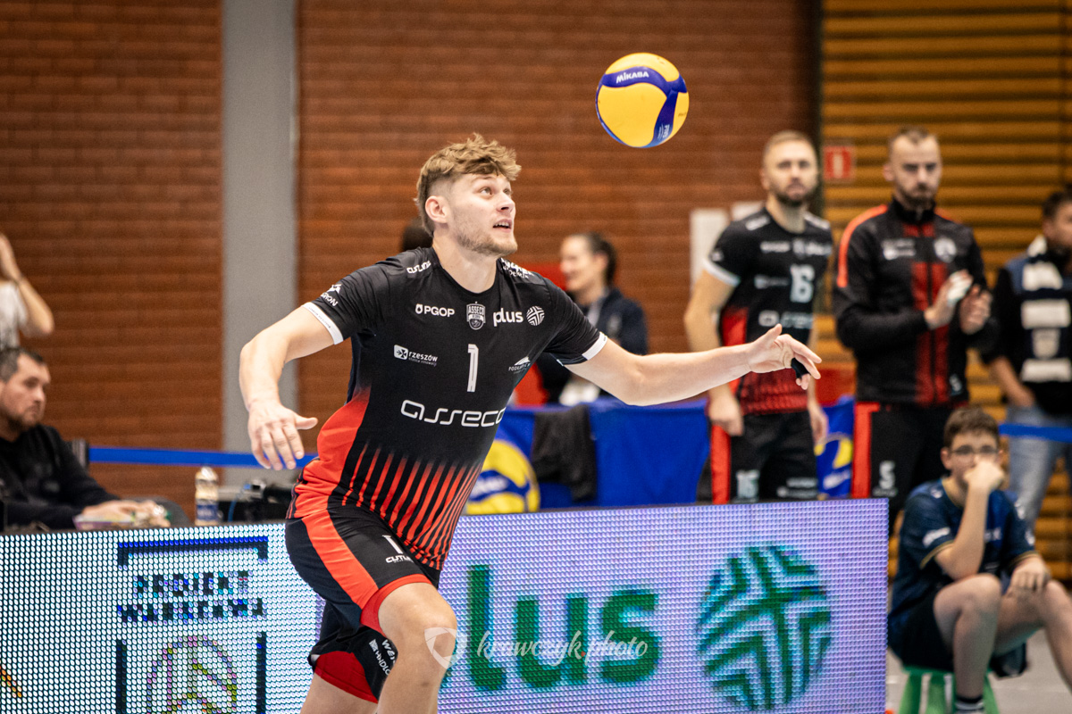 AZS wygrywa z Treflem, Projekt pokonany we własnej hali [AKTUALIZOWANE]